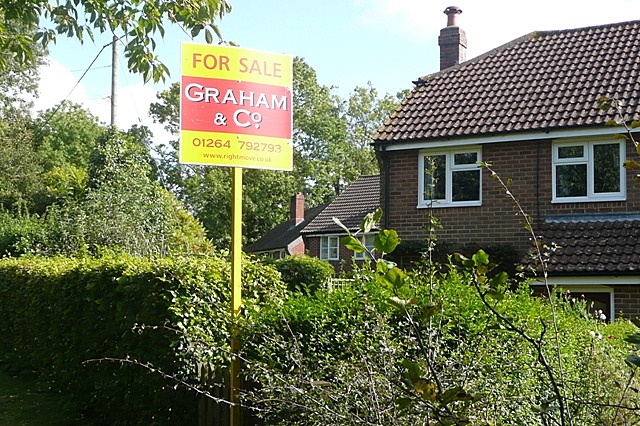 For_Sale_-_geograph.org.uk_-_999017